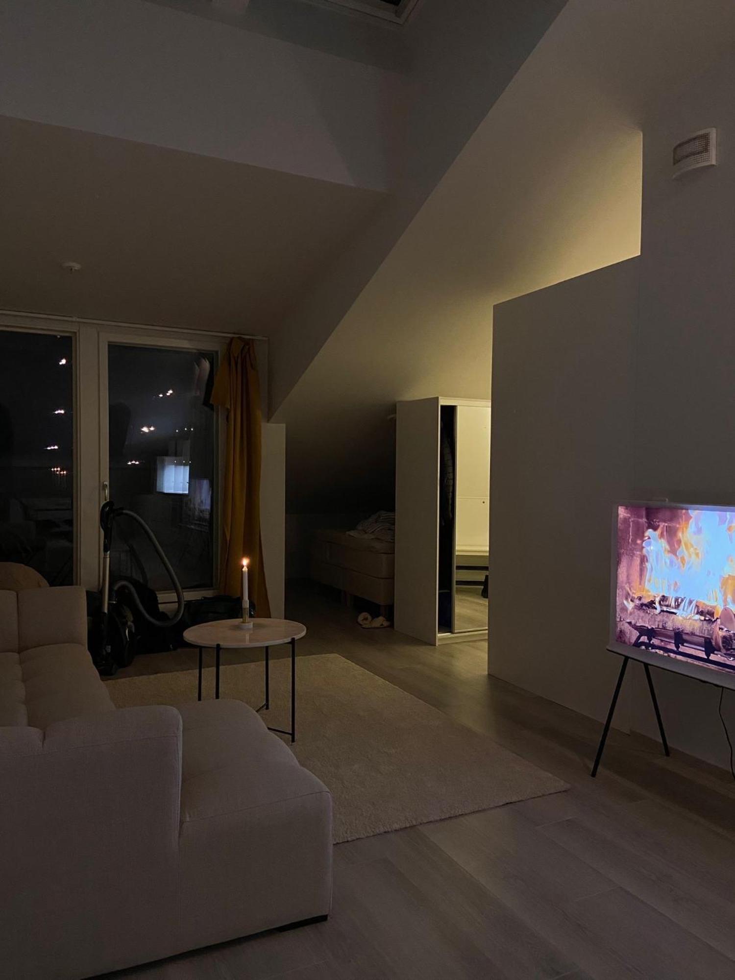 Penthouse Loft Apartment *